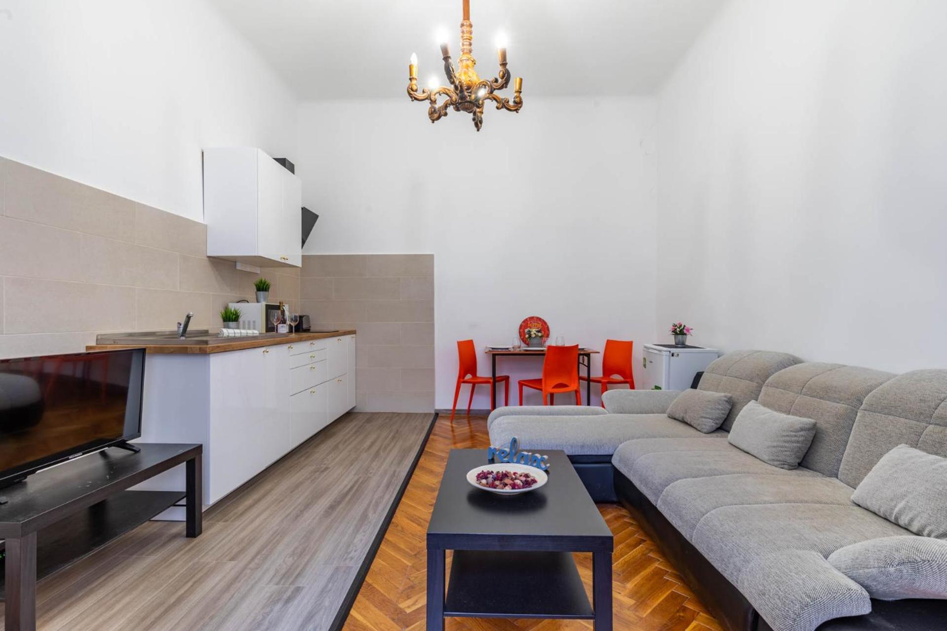 Great Value Apartment / City Centre Будапеща Екстериор снимка